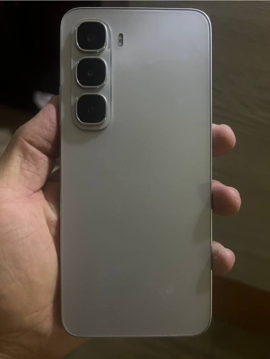 Infinix hot 60i kafolati bilan