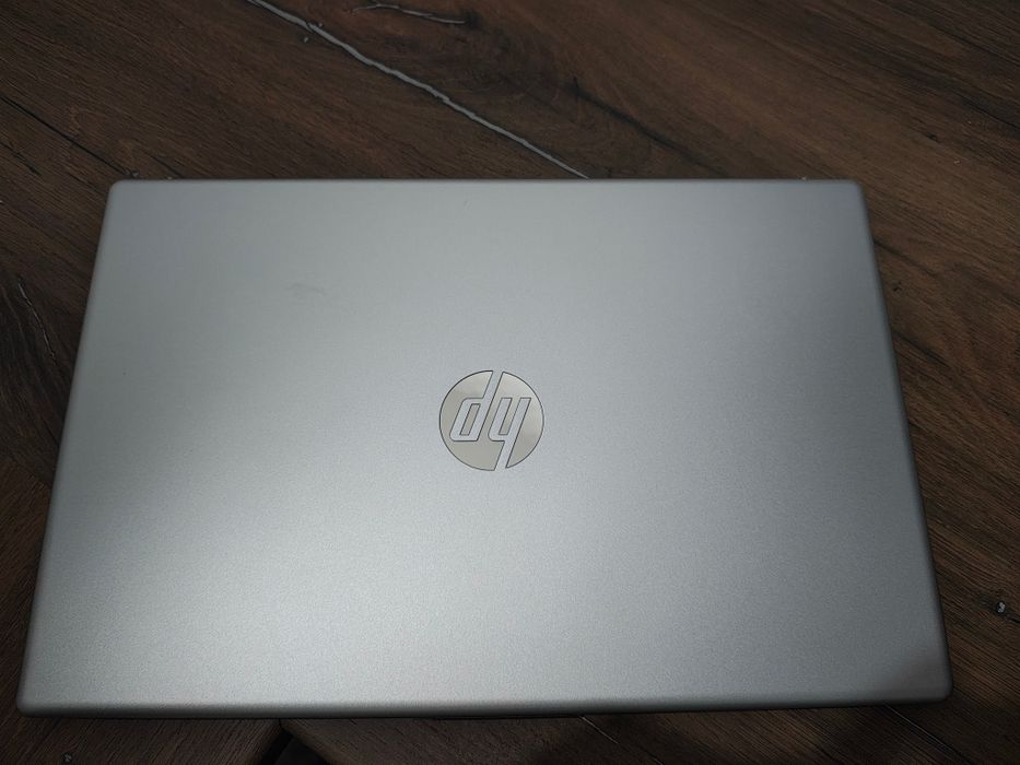 Vând Laptop HP 15-fc0018nq