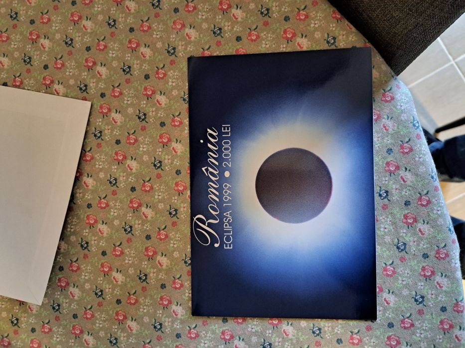 Vand bancnota 2000 lei eclipsa 1999