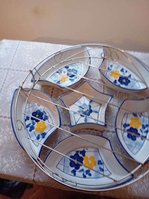 Порцеланов комплект