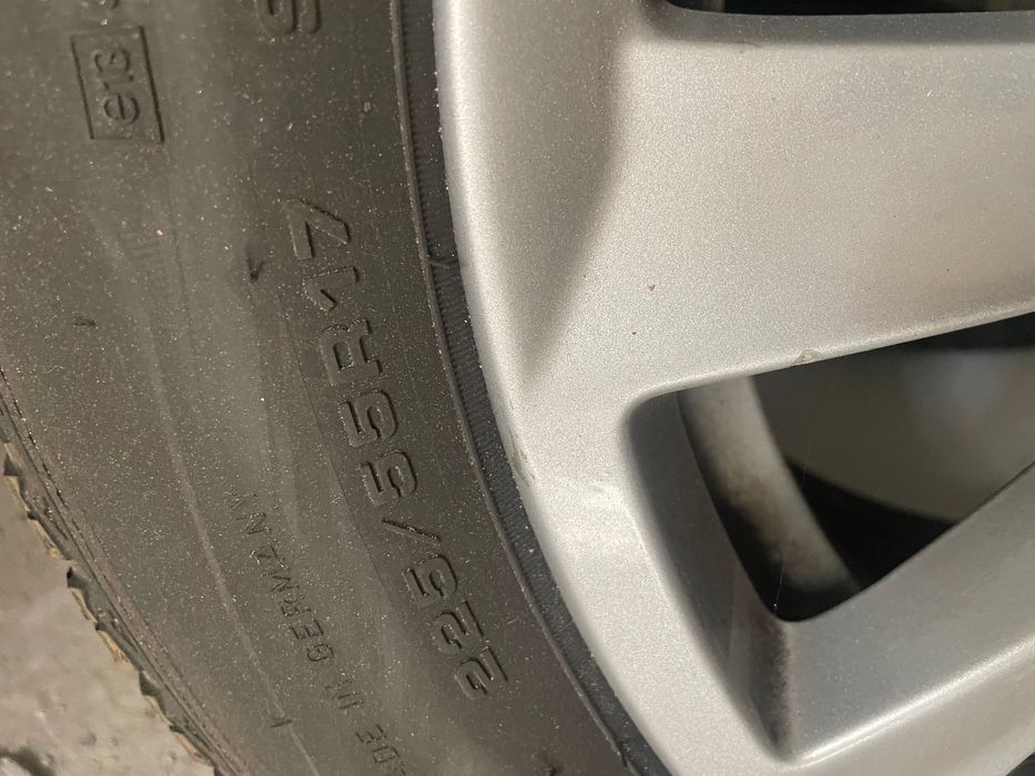 Jante BMW 17 impecabile,cauciucuri iarna folosite, 290 Euro/Neg