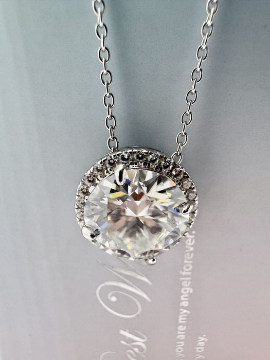 Сребърно колие с мойсанит (Диамант) 5 карата