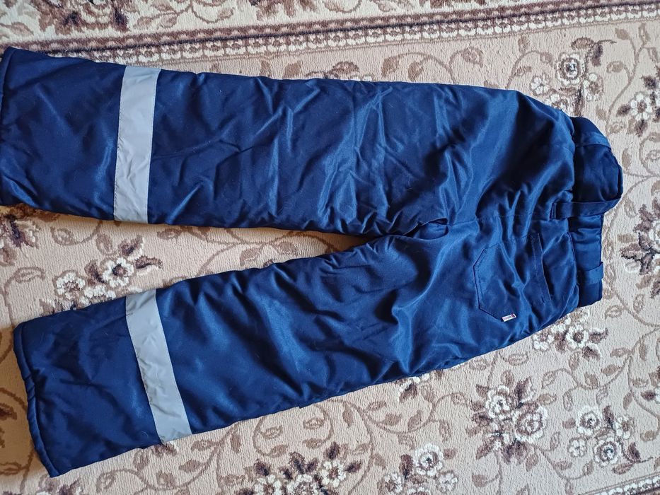 Продам спец.одежду. Зима. Размер 48-50