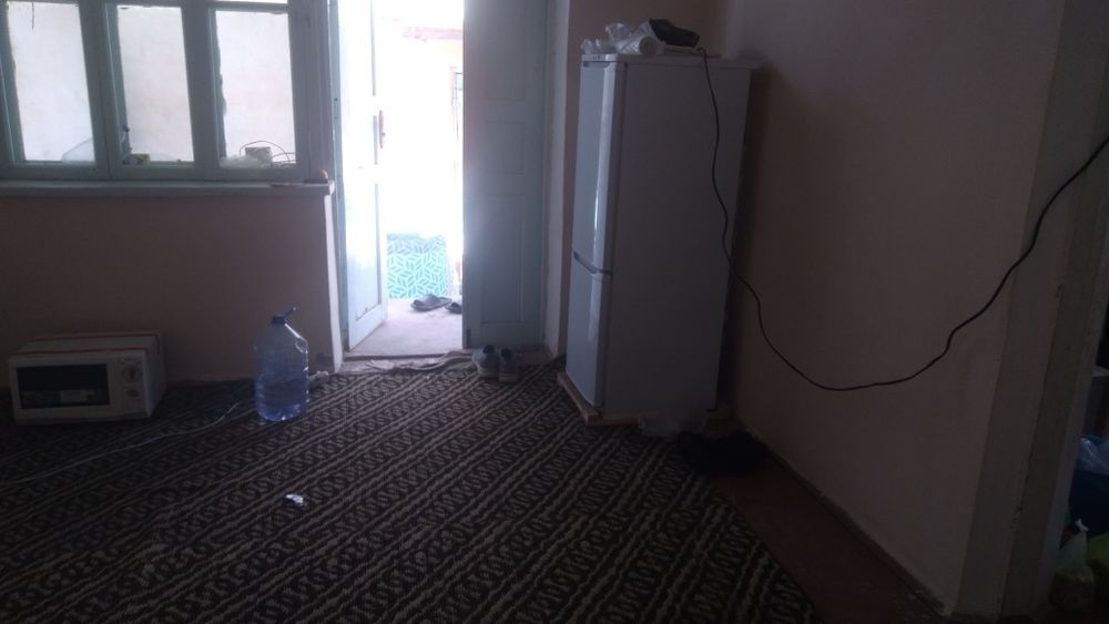 Нурафшон шахрида ховли уй ижарага ьерилади