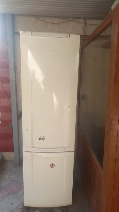 Холодильник рабочий