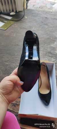 Pantofi de dama incutie