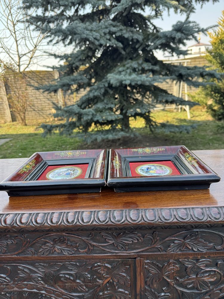 Set 2 tablouri vintage, cu miniaturi pictate pe portelan