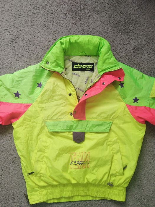 Vand haina dama,sport de iarna/sporturi de iarna calitate.mar. M