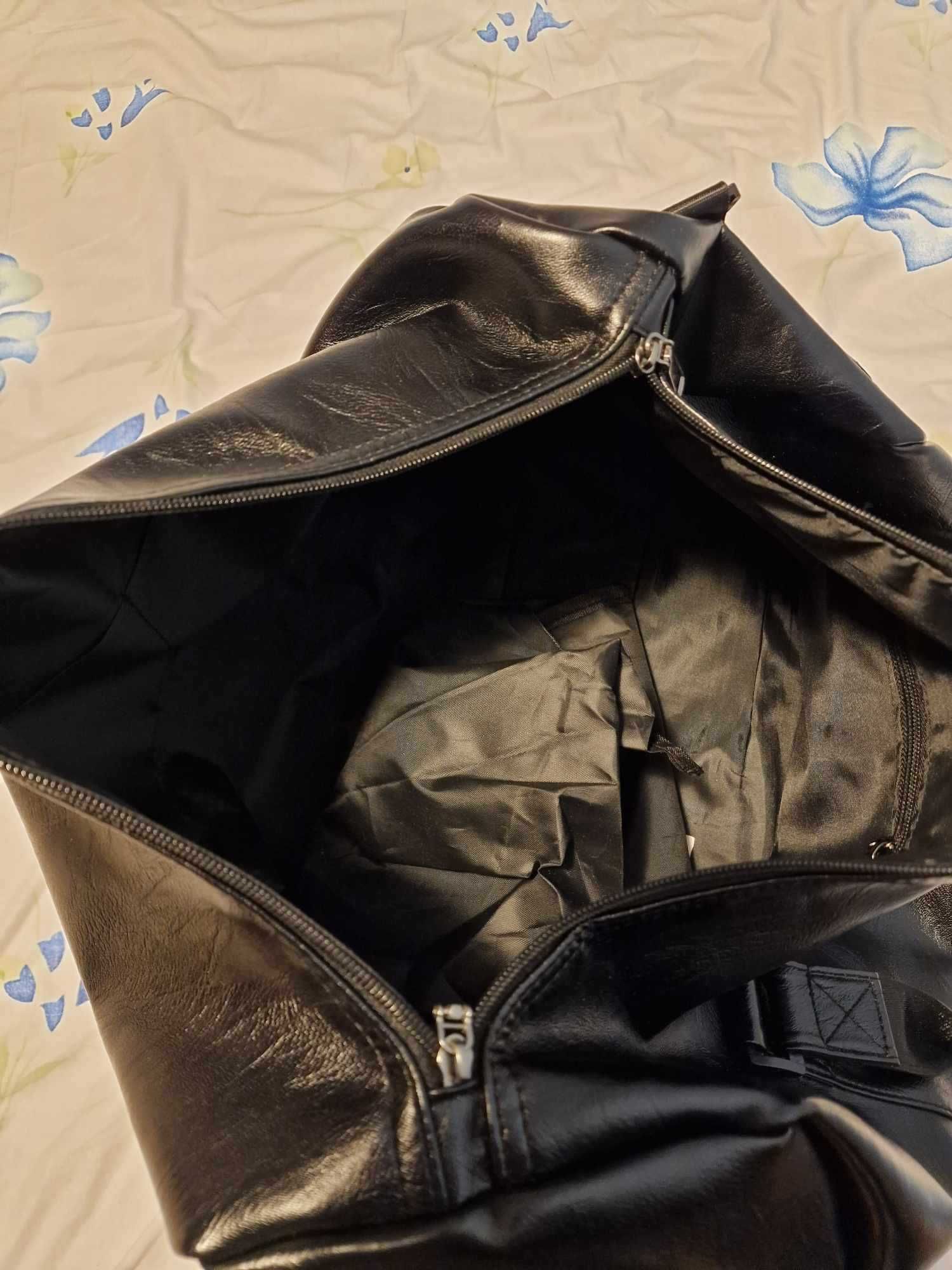 Genti din piele pentru calatorie la Oferta 49 lei