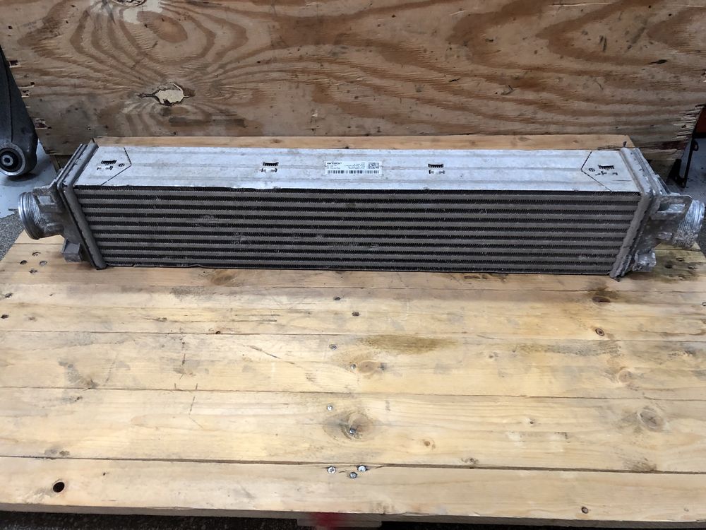Radiator intecooler Audi A4 A5 B9, A6 C8, Q5 80A - cod 8W0145805AB