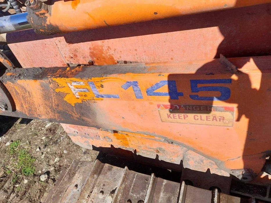 Dezmembrez incarcator pe senile buldozer Fiat Hitachi FL145