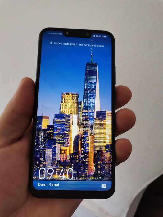 Vând huawei mate 20 lite