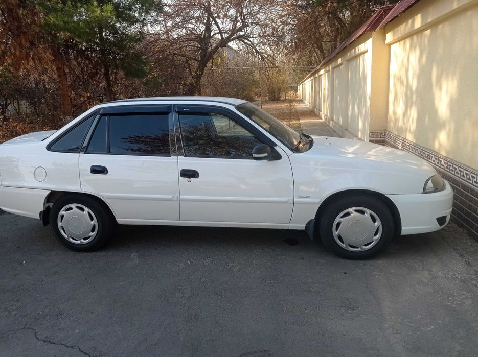 Продаётся нексия 2 DOHC