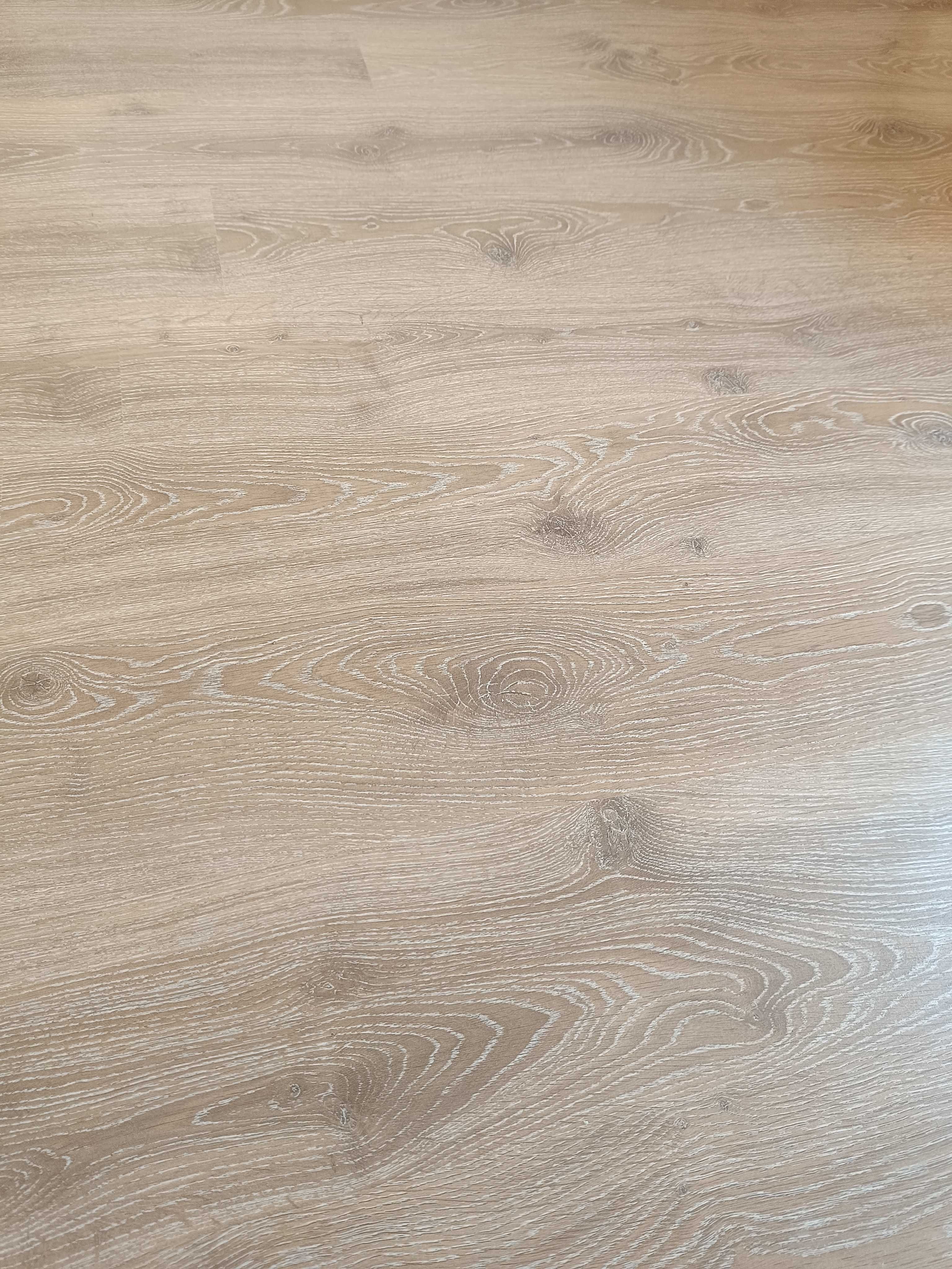 Евтин Ламинат Natura Oak