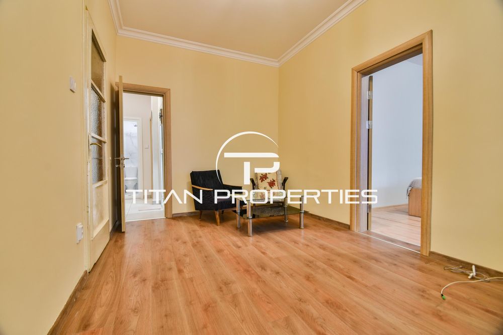 Дава се под наем Тристаен апартамент в София, Оборище - 94 кв.м за 850 € - Снимка #5