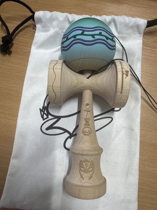 Kendama Noah pro model answer anti-skid v2