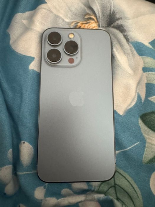 Продам 13 про  сост отл в ремонте не был все работает