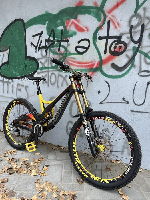 Bicicleta Downhill Devinci Wilson Fox 40 Kashima