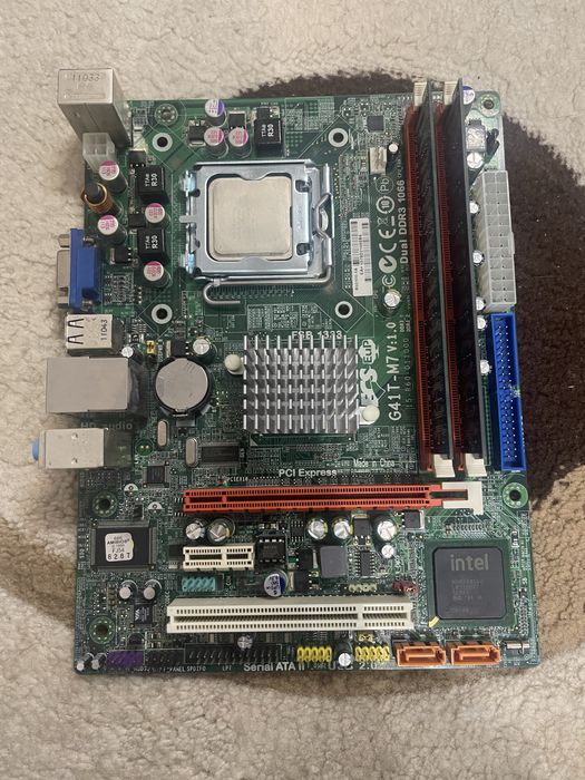 Placa de baza +procesor+ram