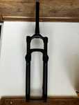 RockShox Вилка Judy и капла DTSwiss
