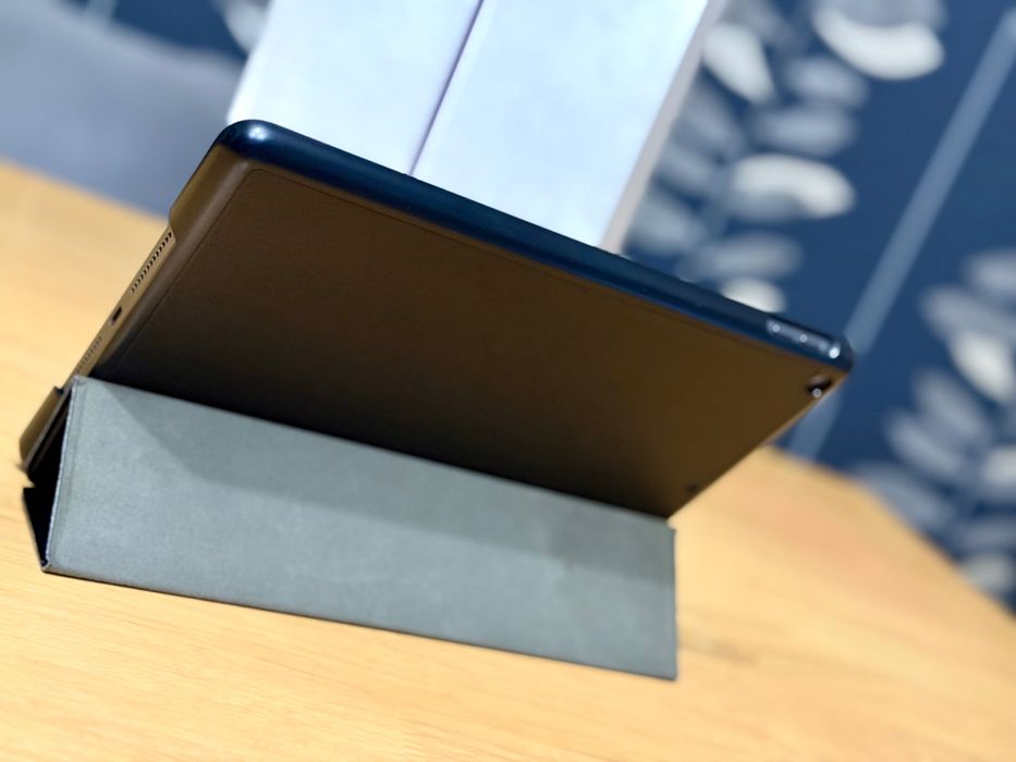 iPad 10.2" Gen 7 Wi-Fi + Cellular 128GB Space Grey impecabil