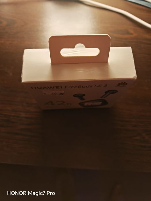 Продавам Huawei FreeBuds SE 3