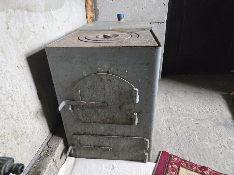 Печь на твердом топливе