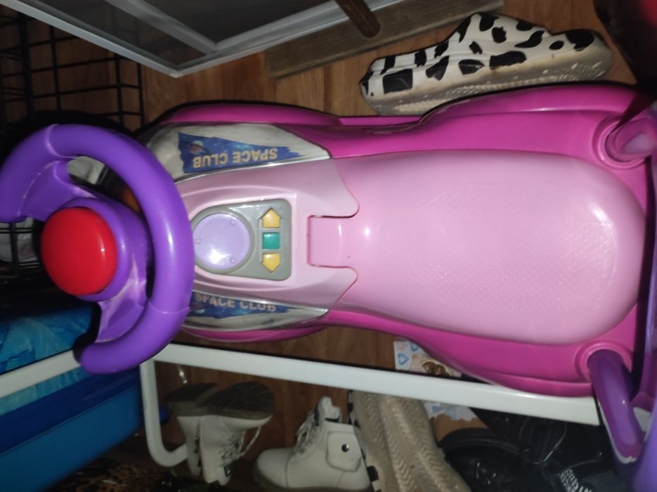 Машинка для ребенка