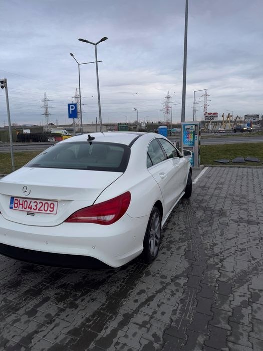Vând Mercedes CLA 1.6 benzina
