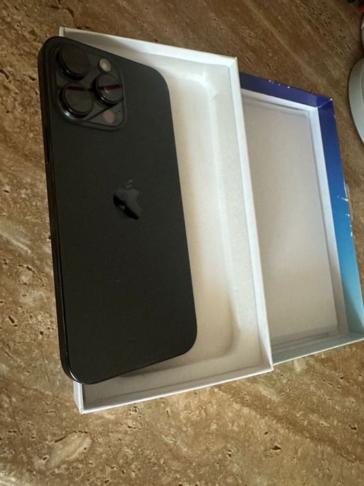 Iphone 16 pro max nou