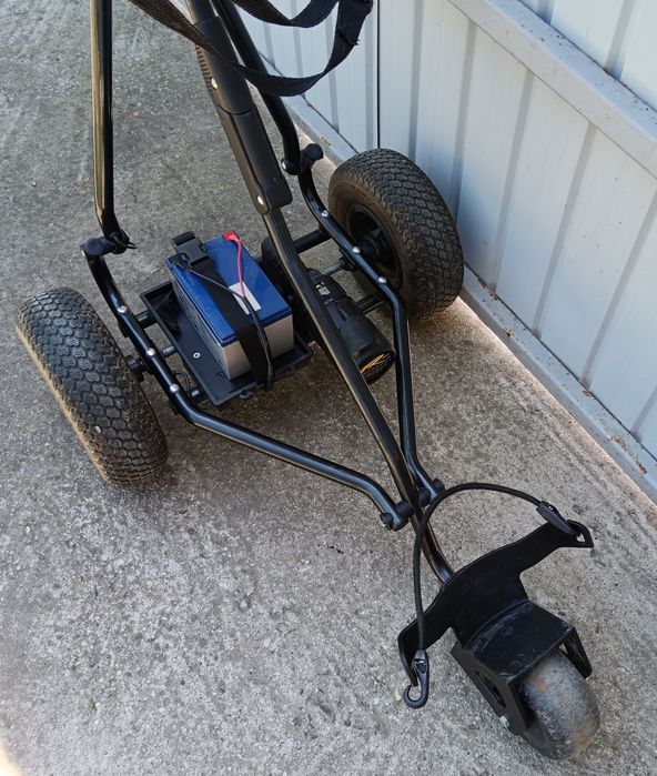 Cărut electric pt golf, pliabil, cu suport pt umbrelă reglabil