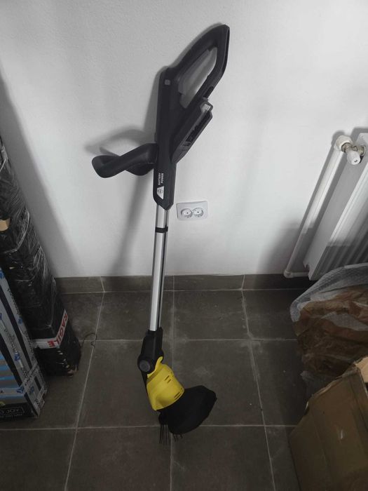 Perie electrica KARCHER WRE 18-55, 18V, 2.5Ah, acumulator