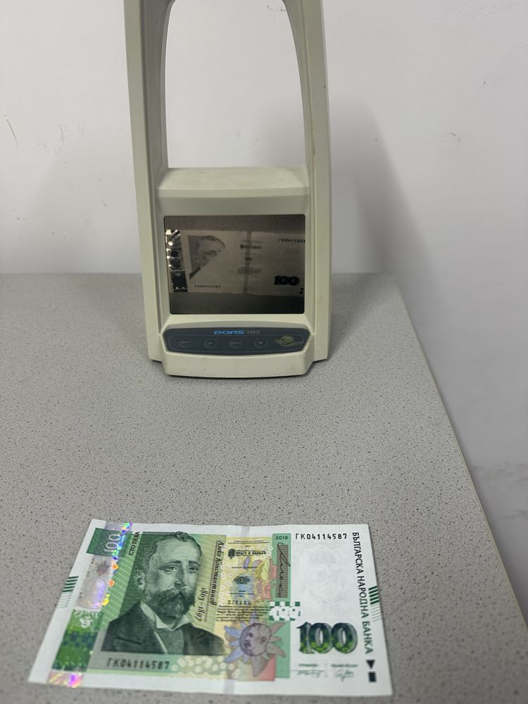Детектор за банкноти DORS 1100