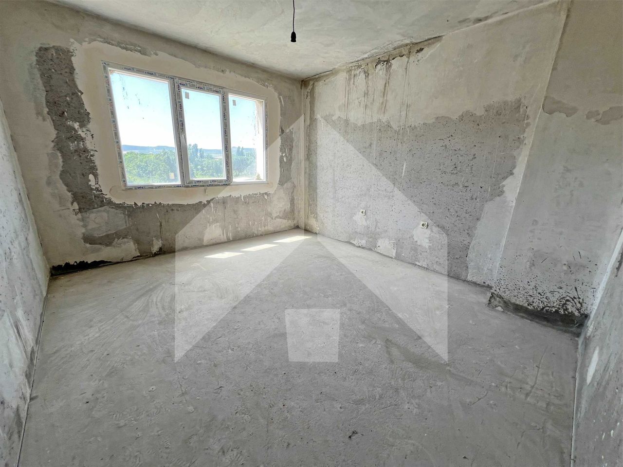 Продава се Четиристаен апартамент в Нови пазар - 113 кв.м за 451 €/кв.м - Снимка #15