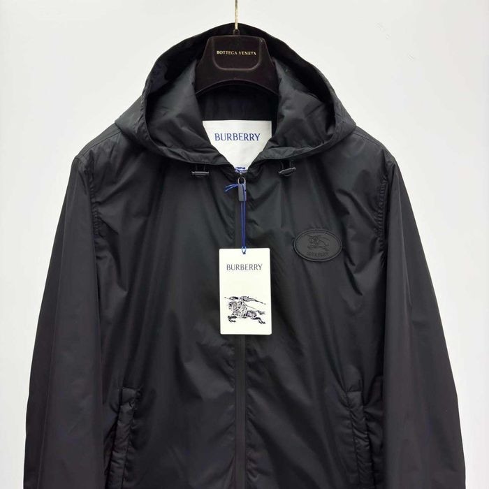 Мъжко Яке BURBERRY нов модел 2026