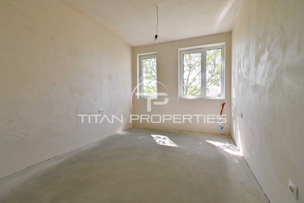 Продава се Тристаен апартамент в София, Банишора - 91 кв.м за 2193 €/кв.м - Снимка #1