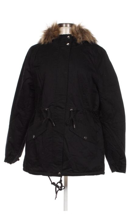 Дамско яке Divided НОВО