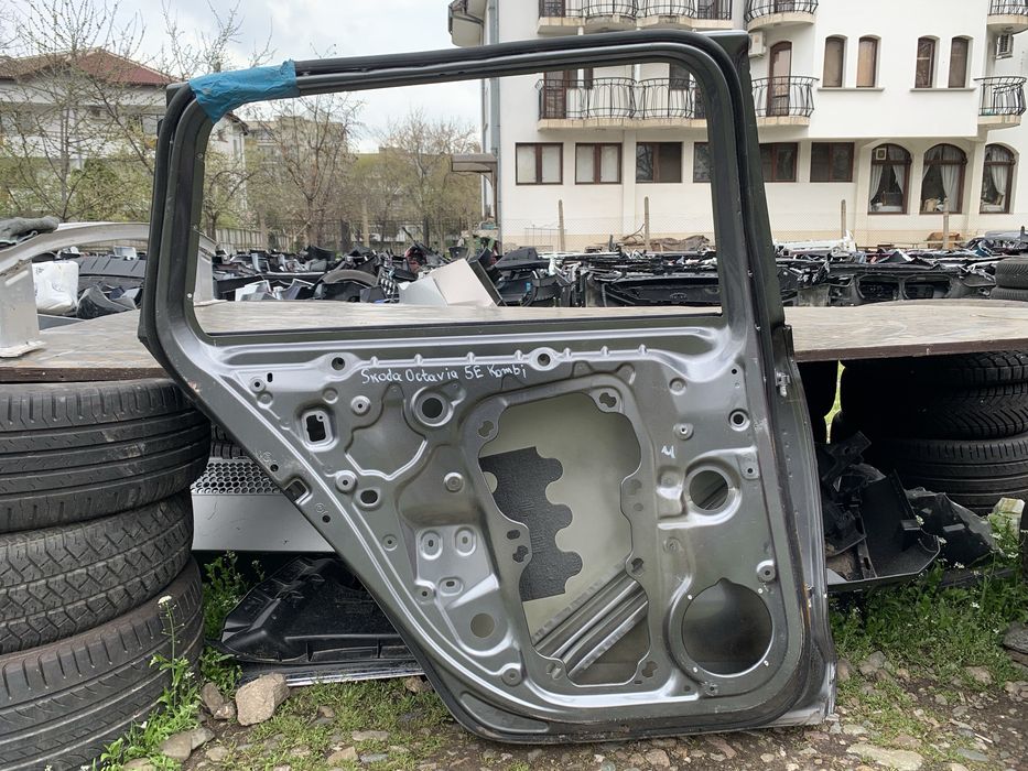 Врата Skoda Octavia