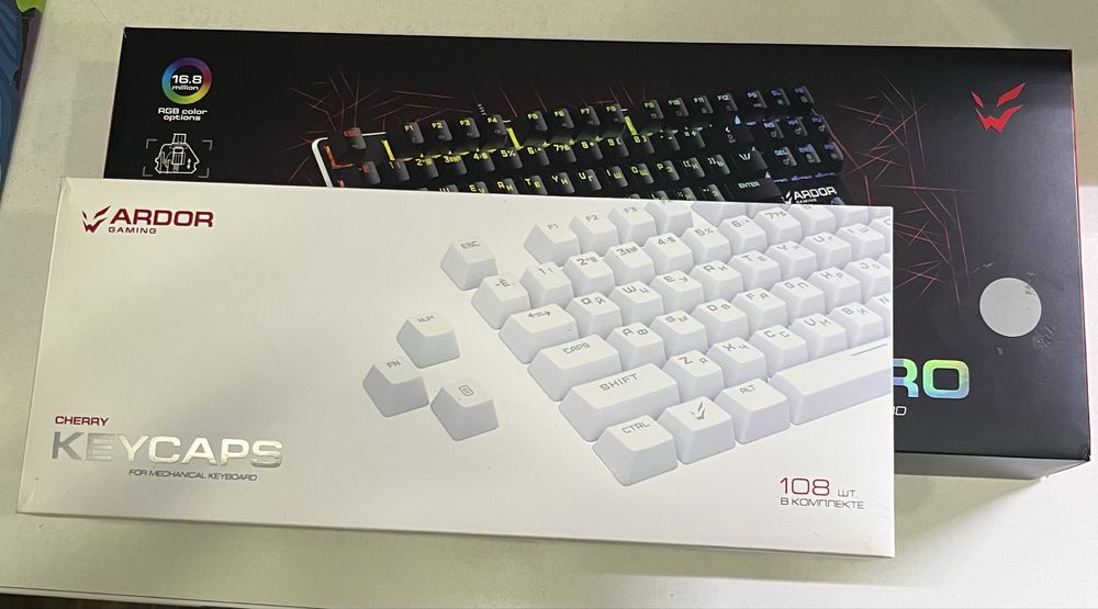 Клавиатура Ardor gaming blade pro с доп кейкапами