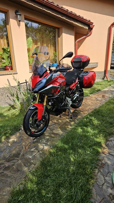 Vand BMW F 900 XR. An fabricație 2020. 34000km. Preț 7950 €.