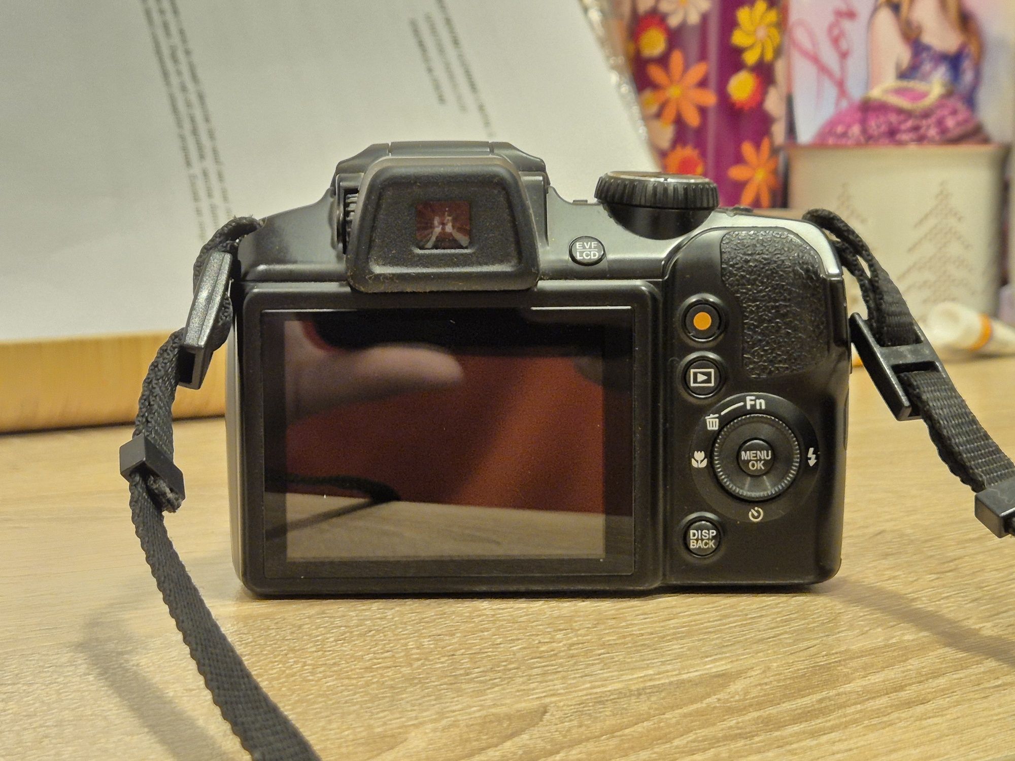 Camera foto Fujifilm Finepix S8200