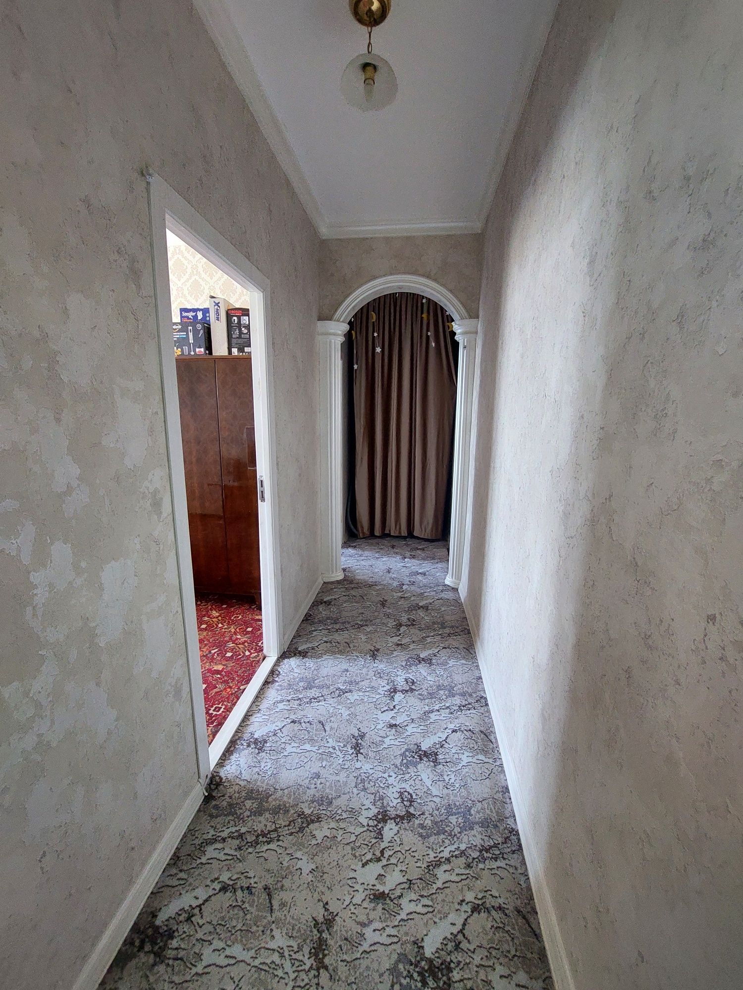 Kora kamish tansikboev 3 da 4/5/5 balkon 2x6