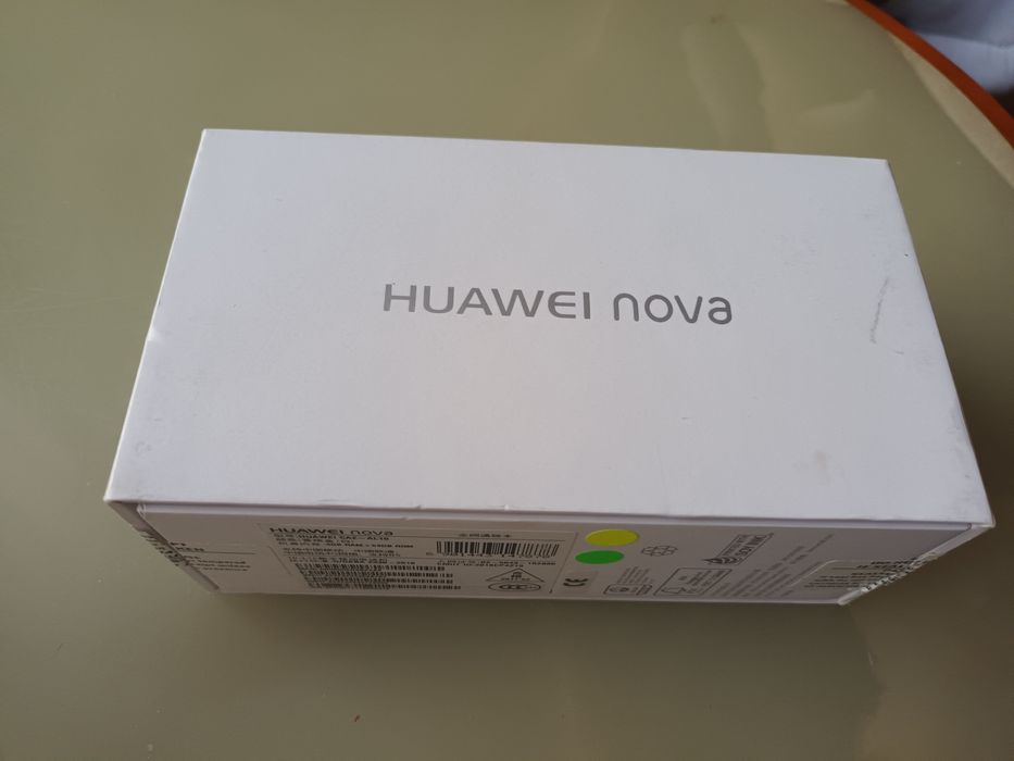 Cutie telefon Huawei Nova, P 18 lite și P 9 lite