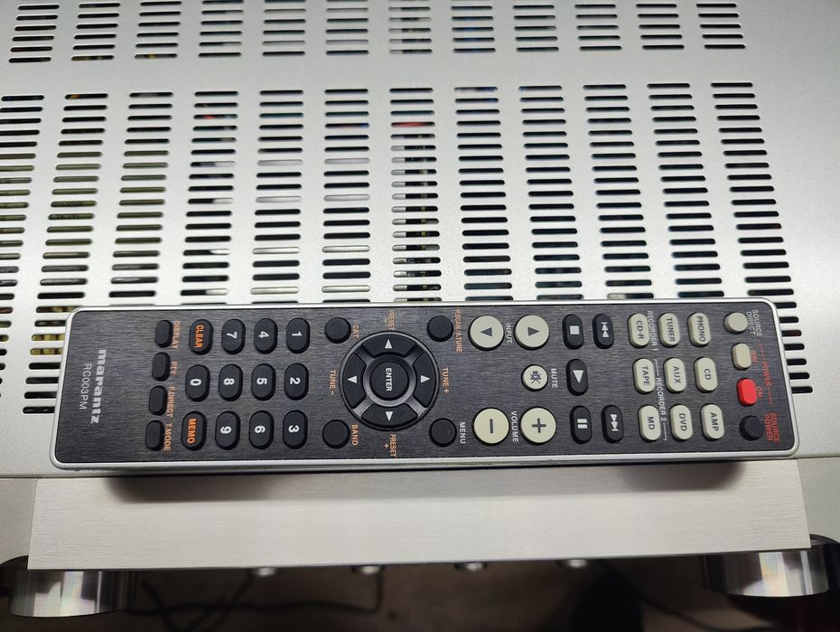 Marantz PM 7003 ,telecomanda originală,ca nou