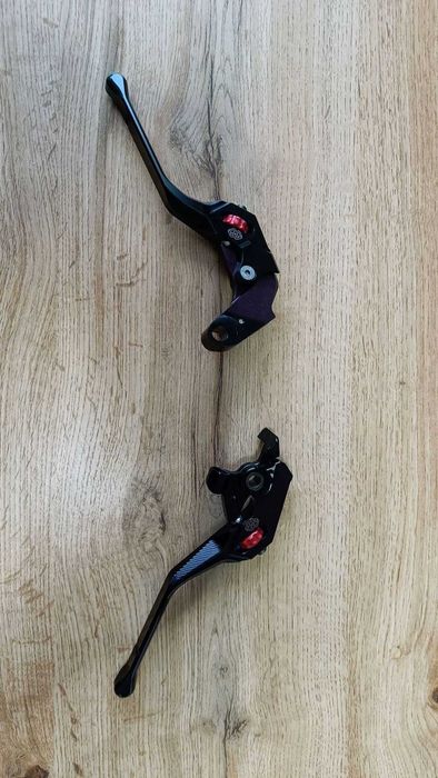 Yamaha MT-10: Furci, suspensie, parbrize, MC, protectie radiator