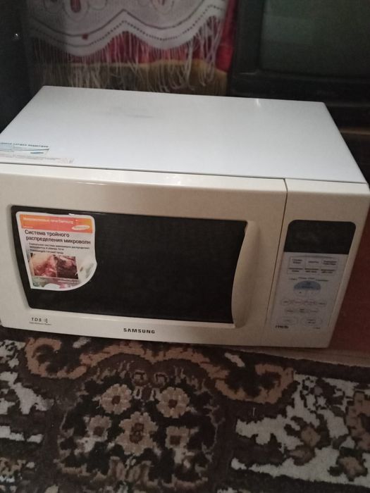 Продается микроволновая печь б/у