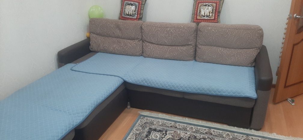 Продам диван с креслом