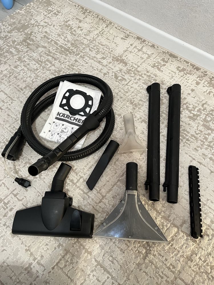 Продам Karcher 6.1 в отличном состояний вместе с химией