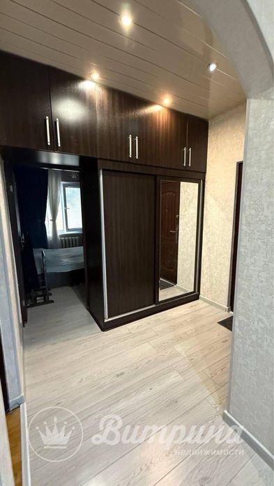 Продаётся 3 комнатная квартира на Максим Горьком