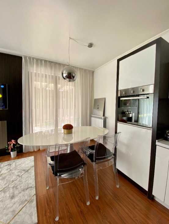 Продава се Тристаен апартамент в София, Манастирски ливади - 100 кв.м за 2990 €/кв.м - Снимка #2